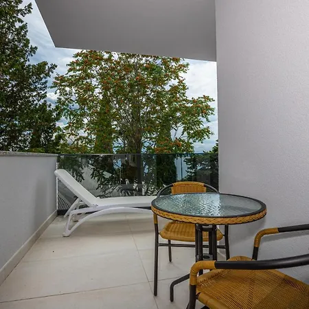 Kecman Apartmán *